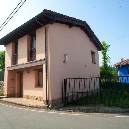 Villa Isabel Piloña Exteriör bild