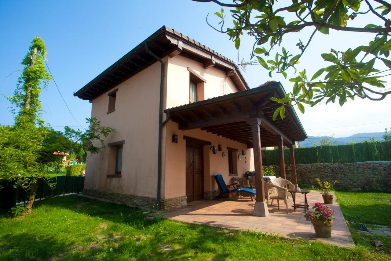 Villa Isabel Piloña Exteriör bild