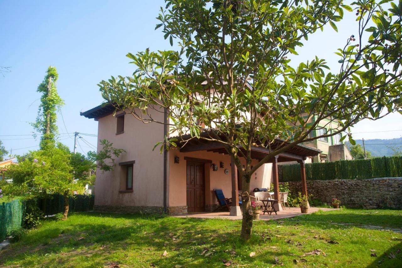 Villa Isabel Piloña Exteriör bild